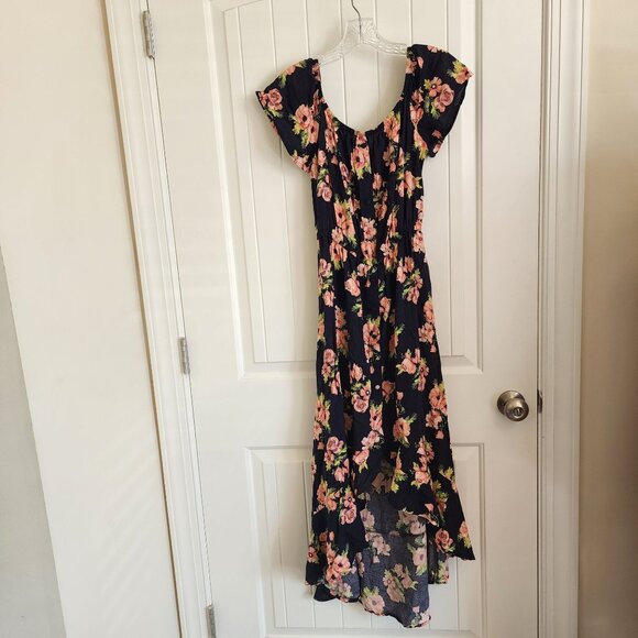 Floral Maxi Dress With Ruffled Hem & Cap Sleeves By J For Justify - Picture 1 of 12